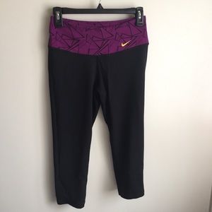NIKE dry fit legend yoga tights capris /Size S
